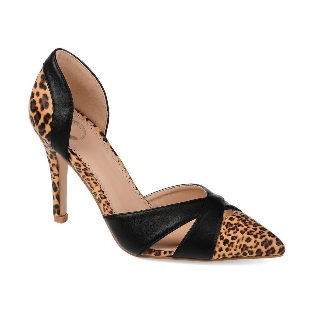 Journee Collection Dora Leopard Print Pumps- Brand New in Box